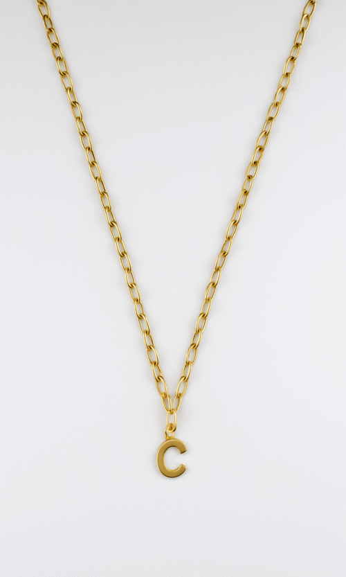 Collier chaîne dorée avec pendentif lettre personnalisable