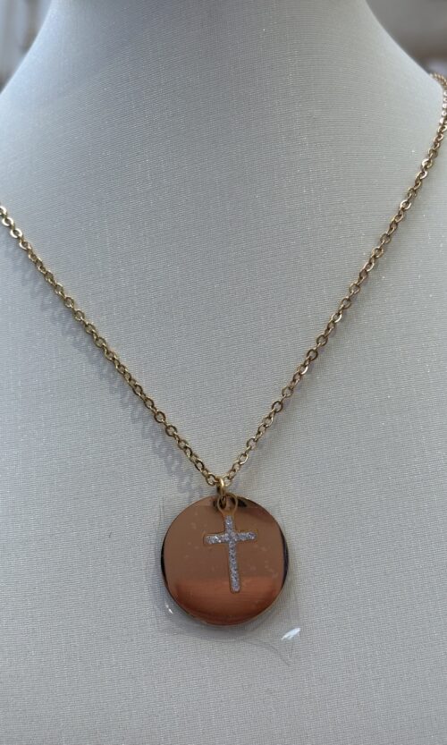 Collier Gravure Croix strass